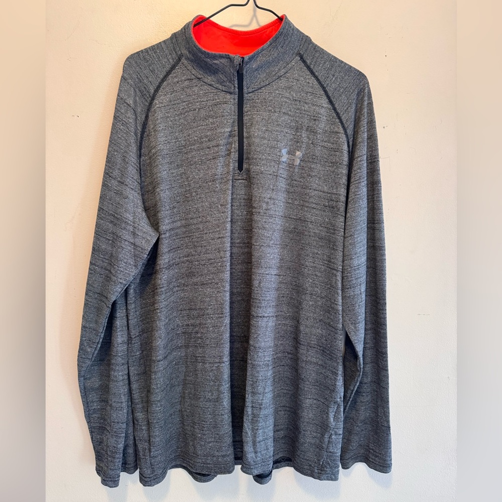 Men’s gray Under Armour XL heat gear, long sleeve gray shirt